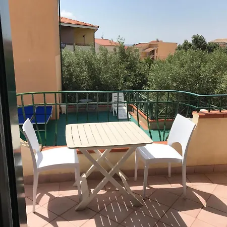 Li Velieri - With Pool For 6 Pax Apartment Santa Teresa Gallura