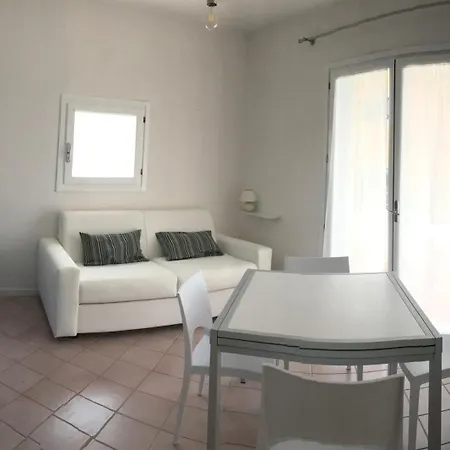 Li Velieri - With Pool For 6 Pax Santa Teresa Gallura